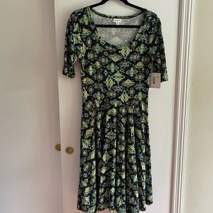 NWT LuLaRoe Nicole, Black w Green & Blue Pattern